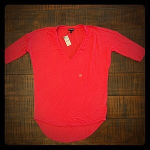 BRAND NEW Express V-Neck London Tee